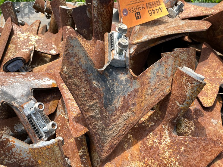 #4446-•-pallet-of-used-chisel-teeth-image-6