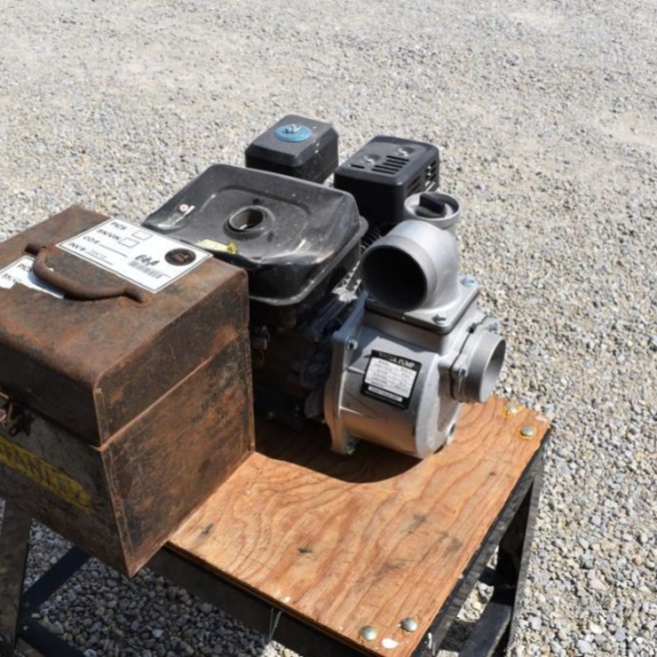 Craftsman Water Pump Engine, Gasoline, with Metal Box and Hose