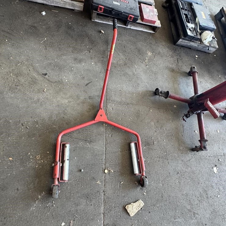 TIRE HANDLER TIRE HANDLER