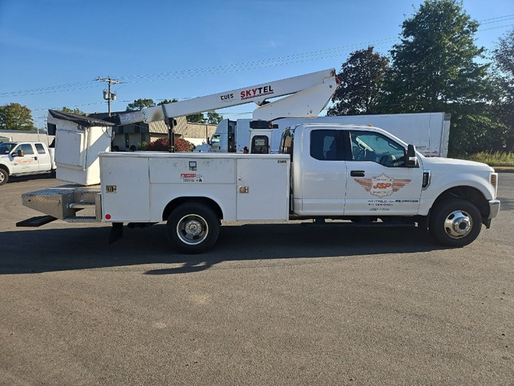 2018-ford-f350-xlt-image-6