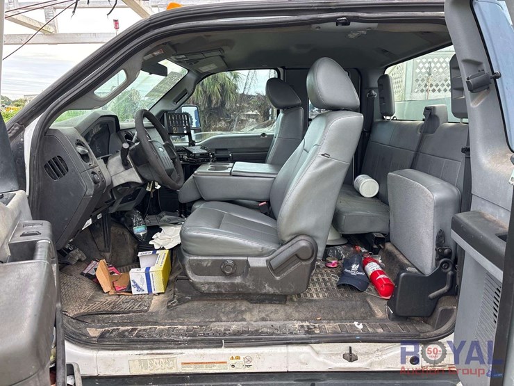 2016-ford-f550-image-11