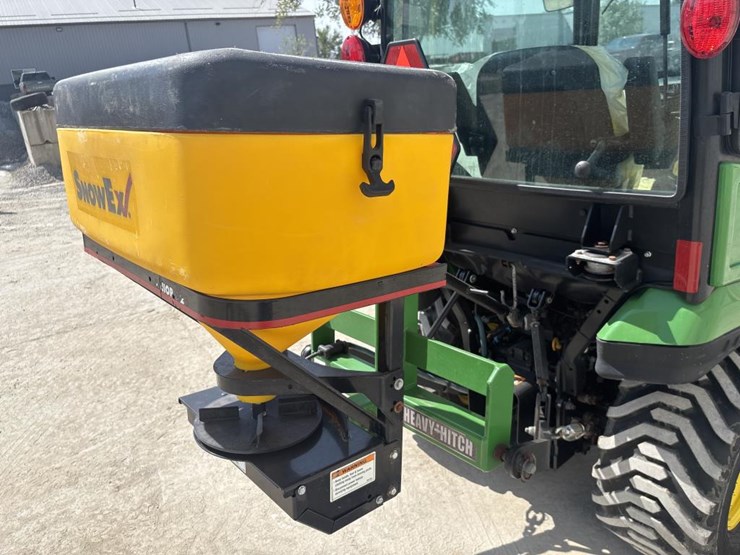 john-deere-1025-image-42