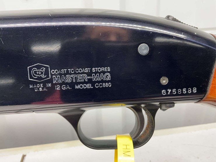 mossberg-coast-to-coast-master-mag-model-cc880-12ga-pump-shotgun,-checkered-image-3