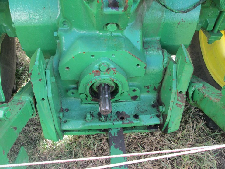 1975-john-deere-2630-image-7