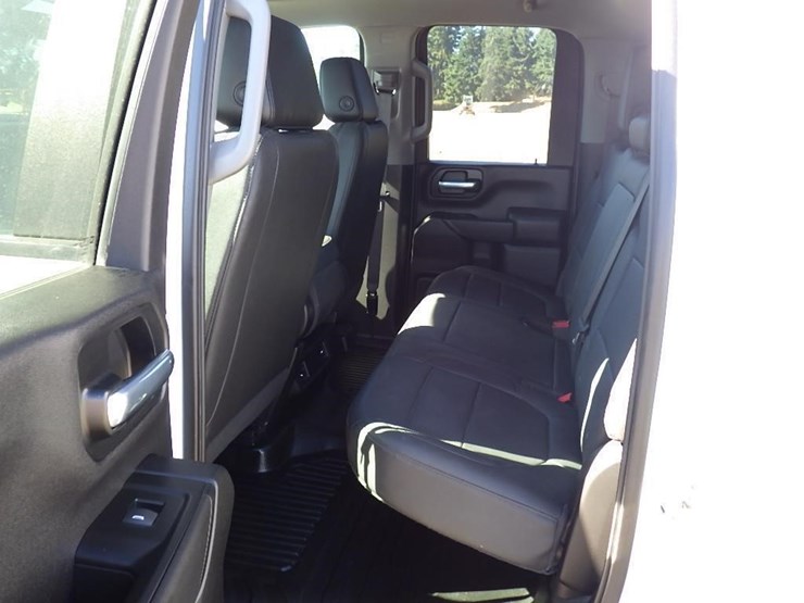 chevrolet-3500hd-image-28
