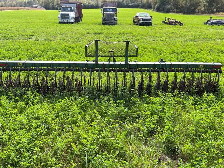john-deere-400-image-5