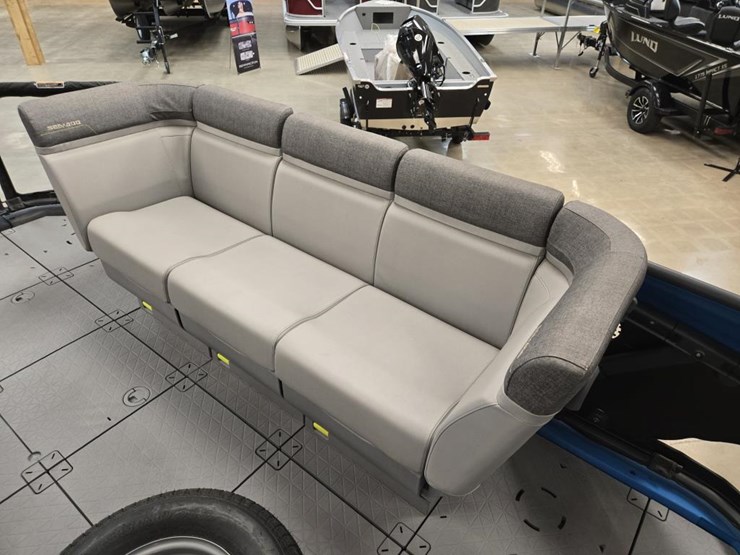 #1787-•-sea-doo-switch-boat-image-19
