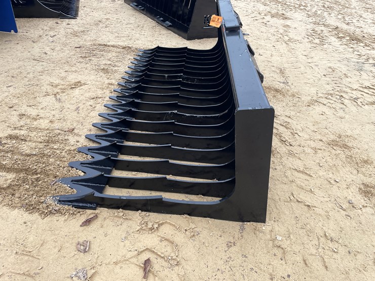 #2013-•-new-kc-76"-fine-skeleton-skid-steer-bucket-image-7