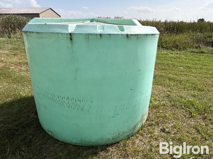 green-1500-gallon-liquid-tank-image-6