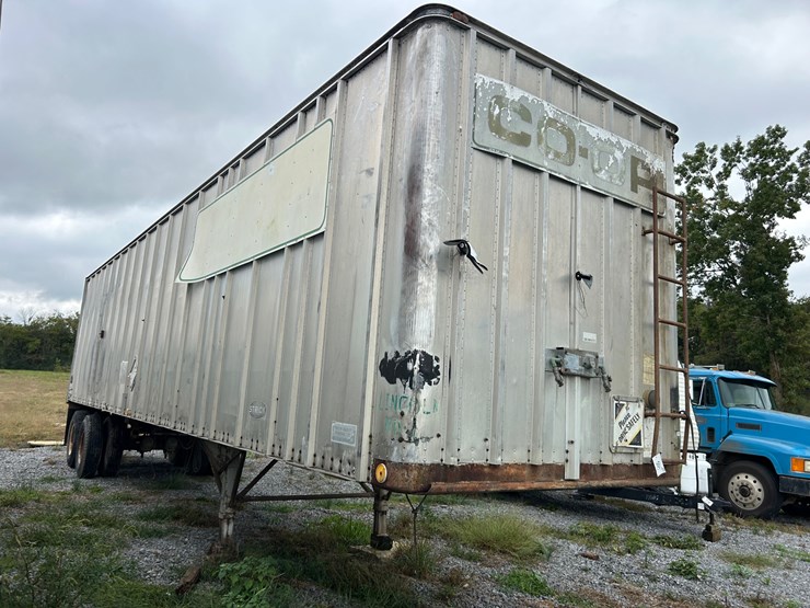strick-trailer-image-2