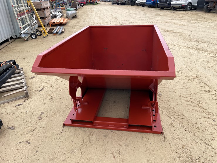#2003-•-new-kc-self-dumping-hopper-with-fork-pockets-image-2