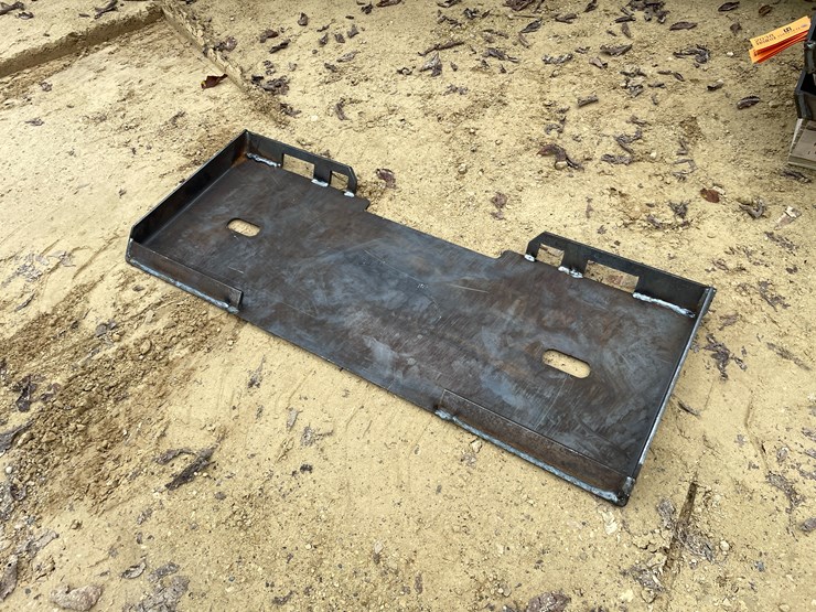 #2038-•-new-kc-weldable-skid-steer-plate-frame-image-1