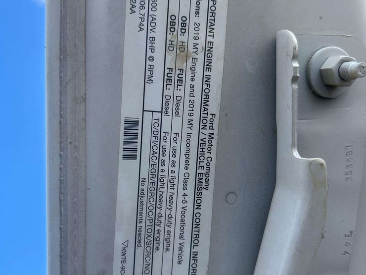 2019-ford-f550-image-42