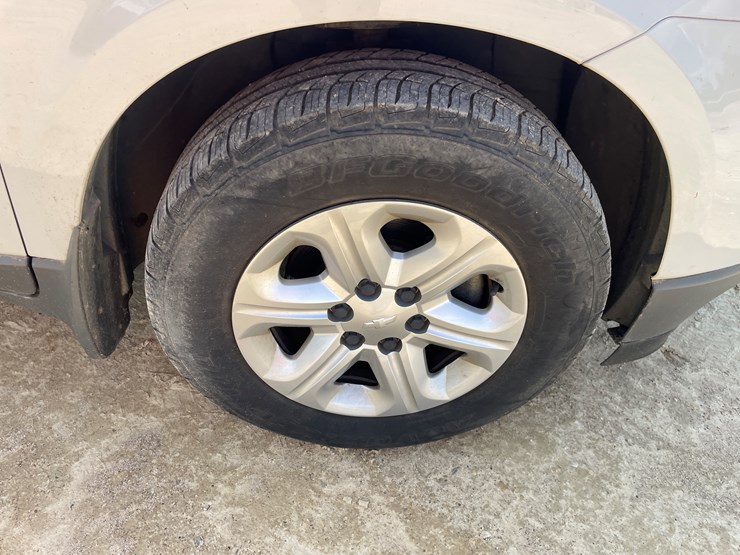 2012-chevrolet-traverse-ls-image-91