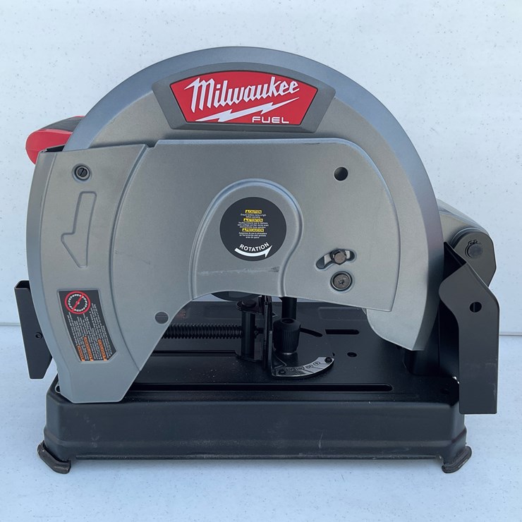 #1537 • Milwaukee M18 FUEL™ 14" Abrasive Chop Saw