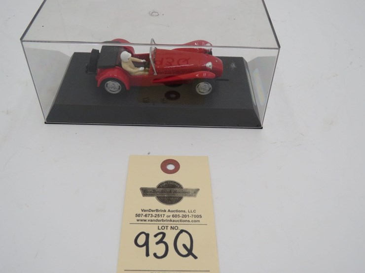 scalextric-car-model-group-image-2