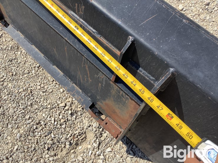 96”-skid-steer-bucket-attachment-image-15