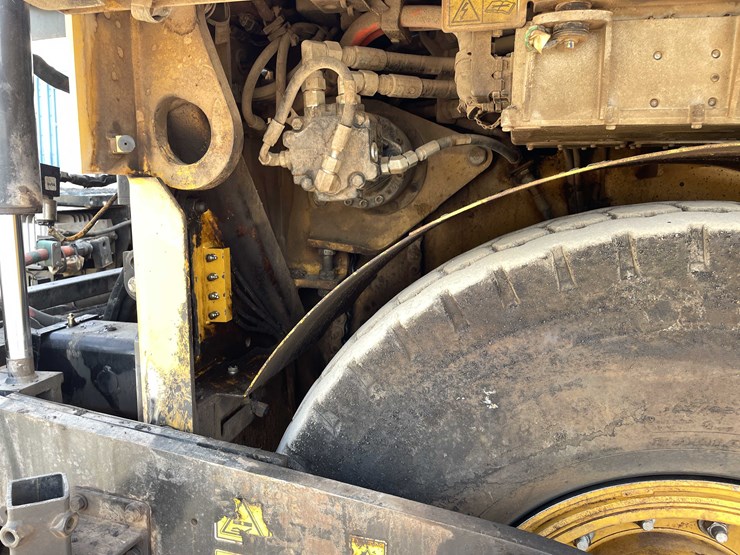 #8612-•-2019-cat-ap100f-asphalt-paver-(aps)-image-49