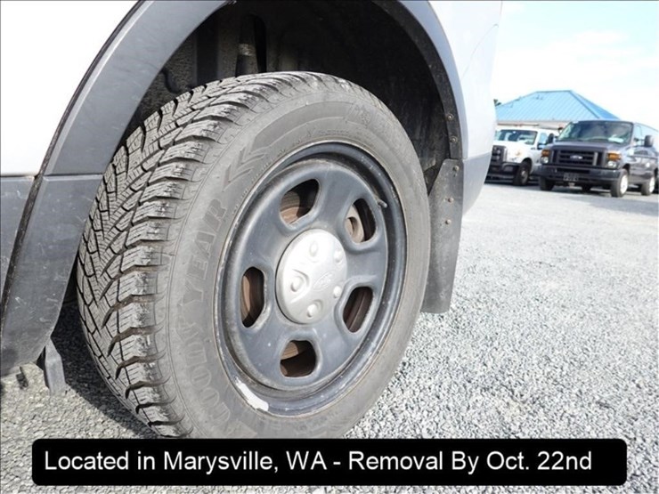 2013-ford-explorer-image-17
