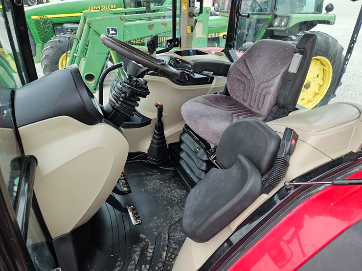 2020-massey-ferguson-6713-image-13