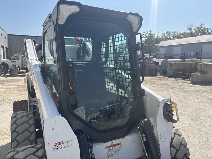 2019-bobcat-s770-image-12