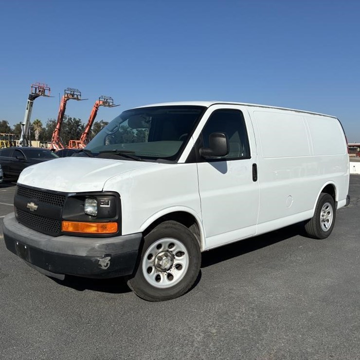 2013 CARGO EXPRESS