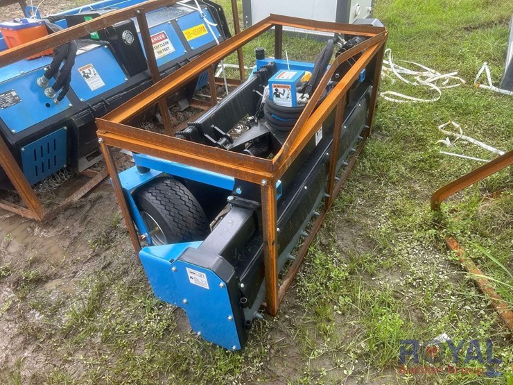 2025-raytree-rmc78-hydraulic-78in-soil-conditioner-skid-steer-attachment-image-3
