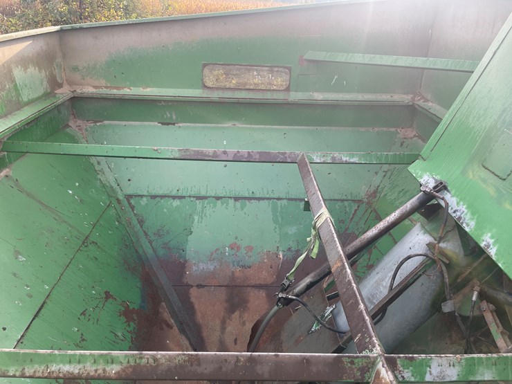 #1040-•-e-z-trail-grain-cart-image-21
