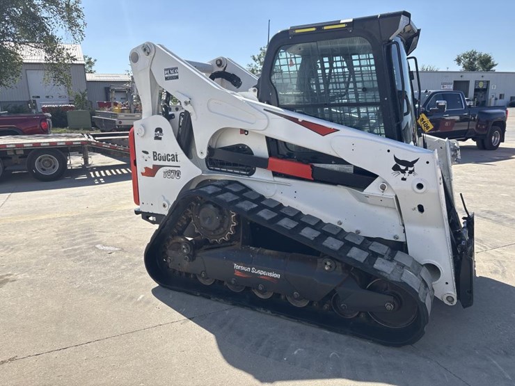 2022-bobcat-t870-image-4