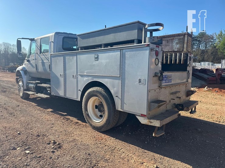 2008-international-durastar-4400-image-7