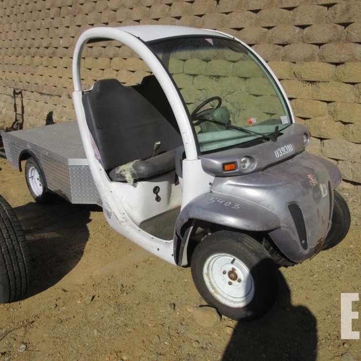2002 UTILITY FLATBED