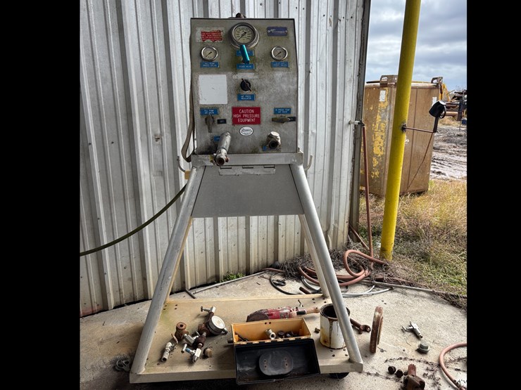 #146-•-high-pressure-hydro-testing-pump-image-1