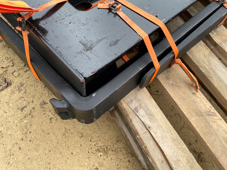 #2035-•-new-kc-skid-steer-fork-frame-with-forks-image-4