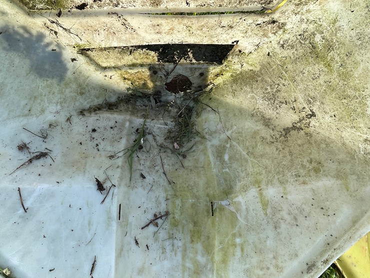 #4494-•-(2)-used-hopper-bins-image-11