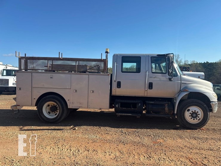 2008-international-durastar-4400-image-4