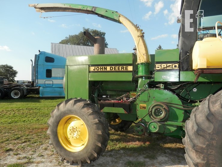 john-deere-5820-image-15