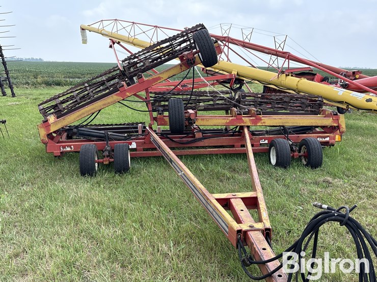 unverferth-35’-rolling-harrow-image-13