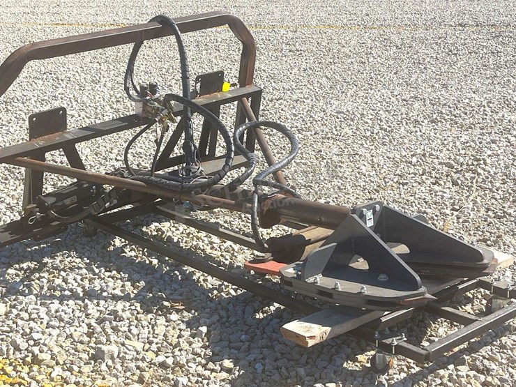skid-steer-hydraulic-rotating-high-reach-tree-shear,-from-the-estate-of-dr.-ken-buchmann-image-2