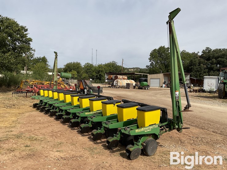 john-deere-1710-image-5