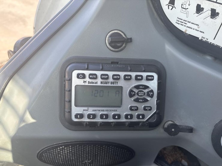 2019-bobcat-s770-image-36