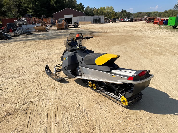 #1895-•-2009-ski-doo-mxz-renegade-600-snowmobile-(sells-with-bill-of-sale-only)-image-7