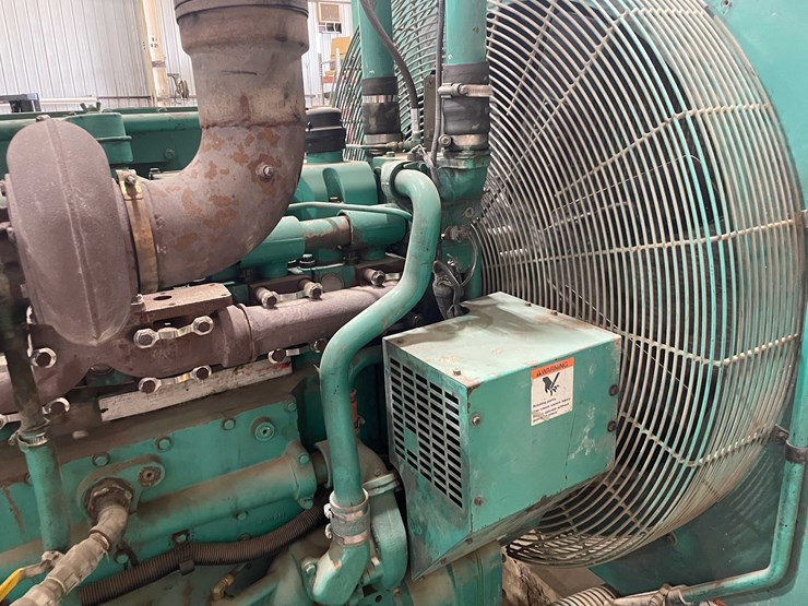 #8615-•-1999-cummins-dfeh-generator-(aps)-image-38