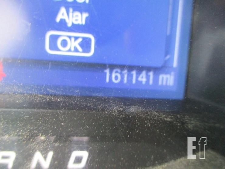 2014-ford-explorer-image-16