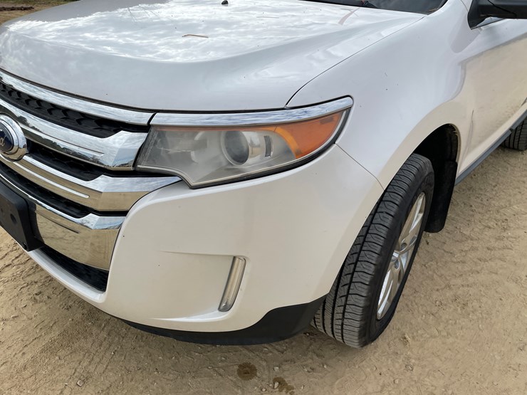 2011-ford-edge-image-13