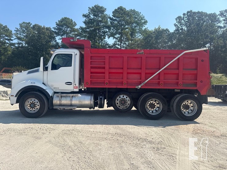 2016-kenworth-t880-image-8