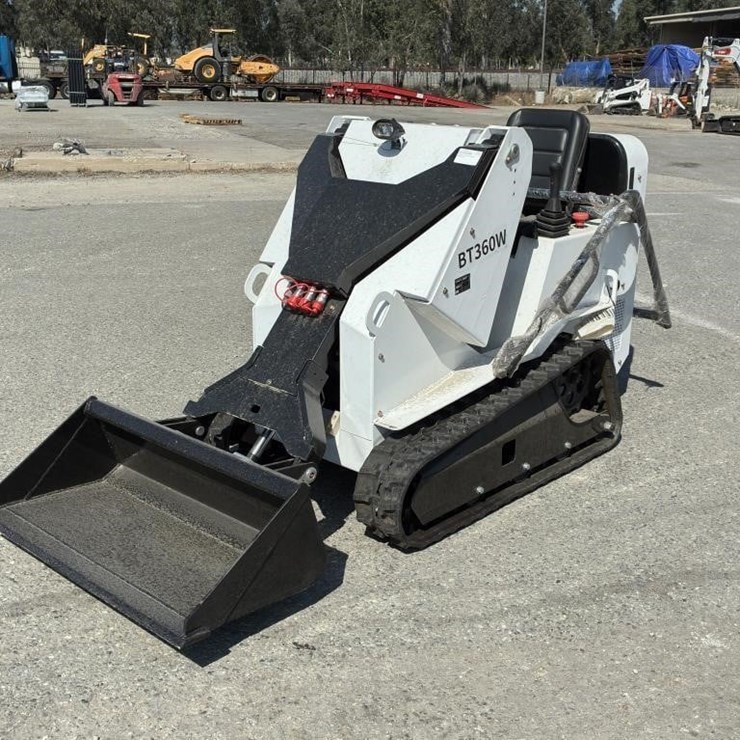 2025 Bison Tek BT360W Skid Steer