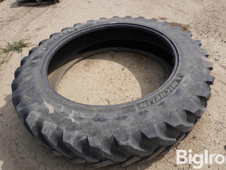 380/90r46-tire-image-4