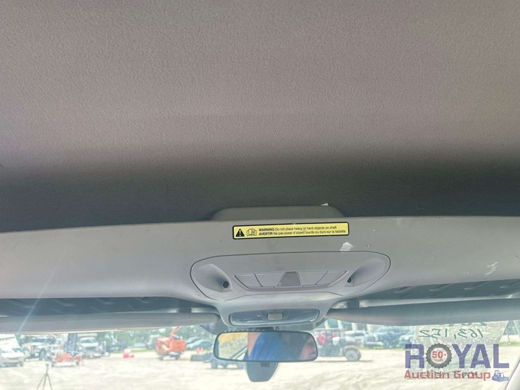 2017-ford-transit-connect-image-19