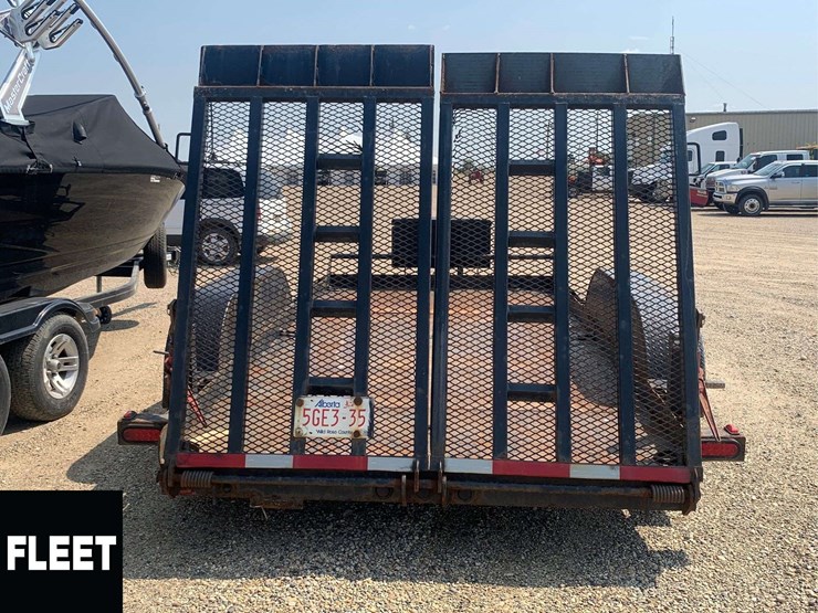 2015-canada-trailers-flatdeck-t/a-14ft.-utility-trailer-image-3