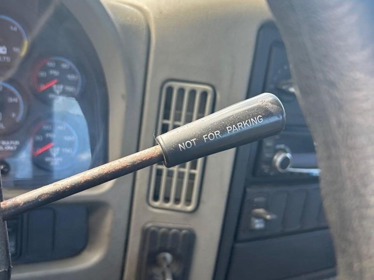 2012-international-durastar-4400-image-35
